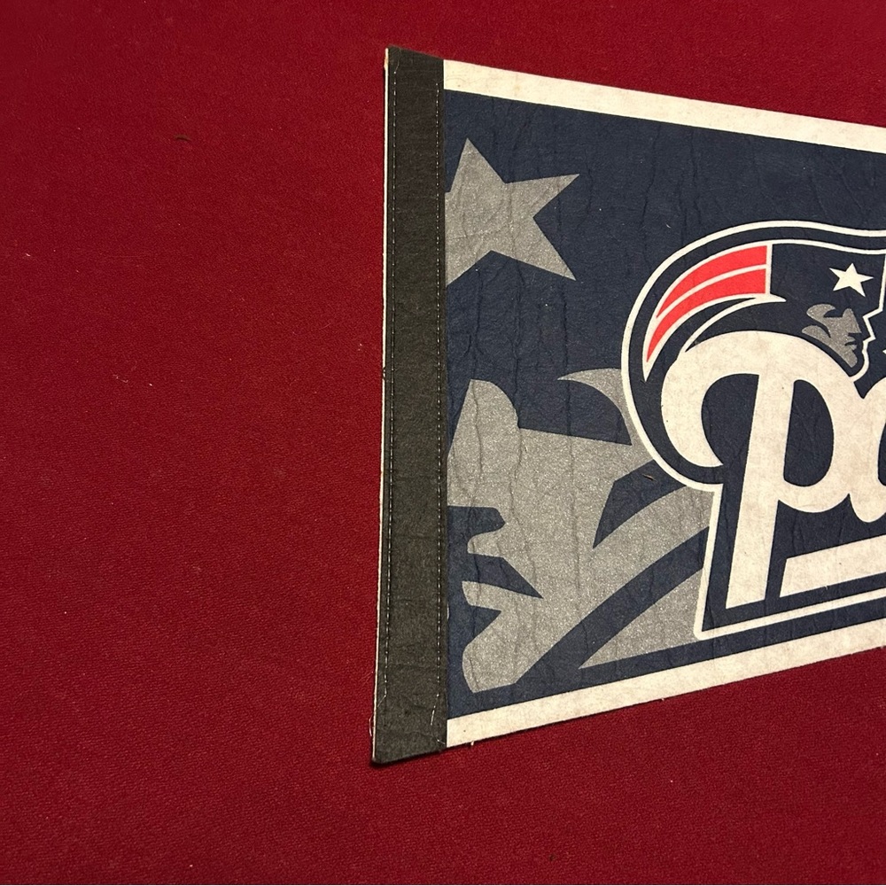 Vintage Y2K New England Patriots Felt Pennant Banner Flag Licensed NFL Fan Gear - Picture 15 of 15